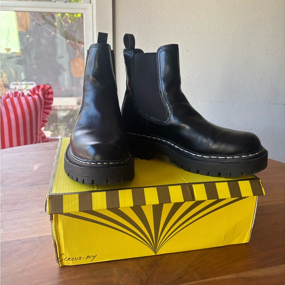 Sam Edelman Circus Effie Boots Size 9